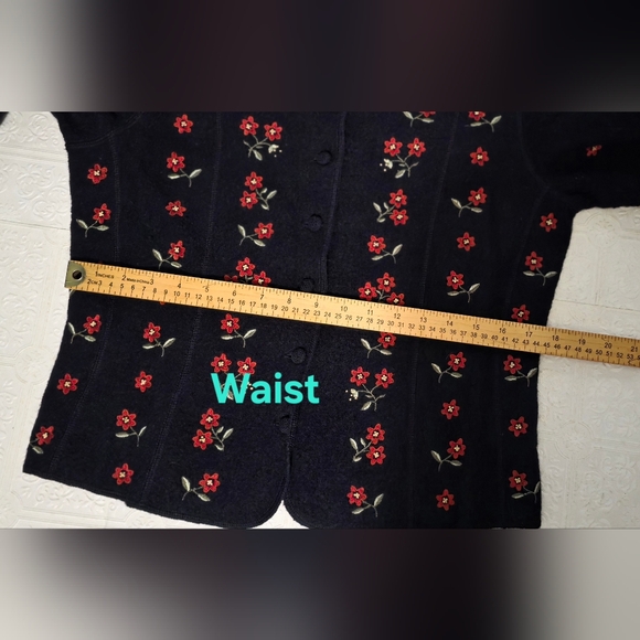 Talbots Vintage Embroidered Cardigan Sweater Size Small NWT - Picture 16 of 16